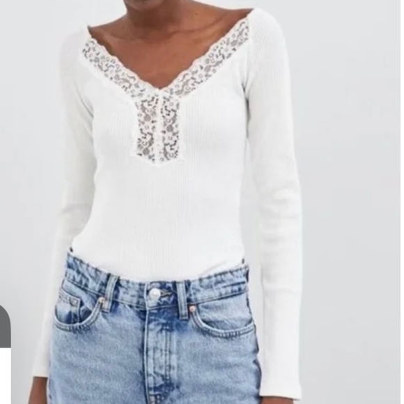 Zara Cropped Ribbed White Lace Trim Drop Shoulder Sweater - Picture 1 of 4